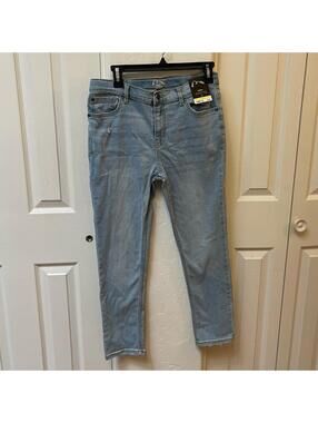 New - Art Class Skinny Jeans Size 16